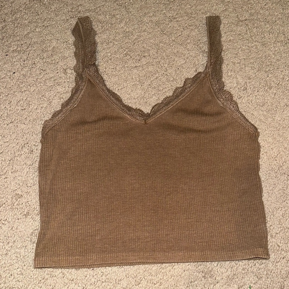 cute beige/tan colored lace tank top from American Eagle